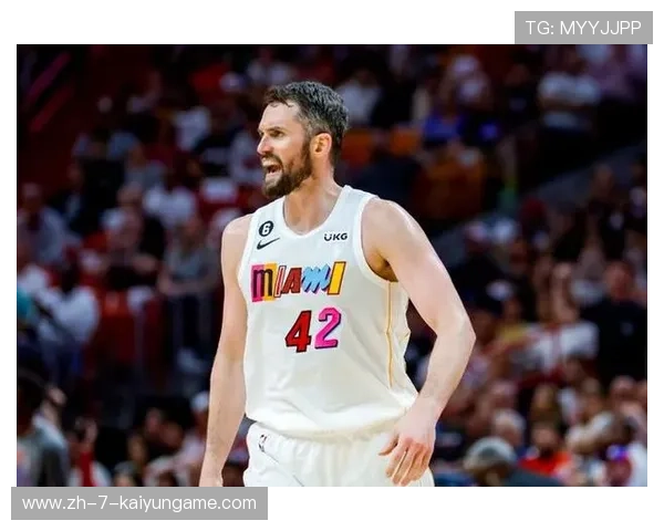 凯文·乐福左侧弧顶精准出手，热火追分奏效